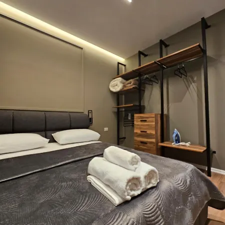 Tirana Kdk Apartman *