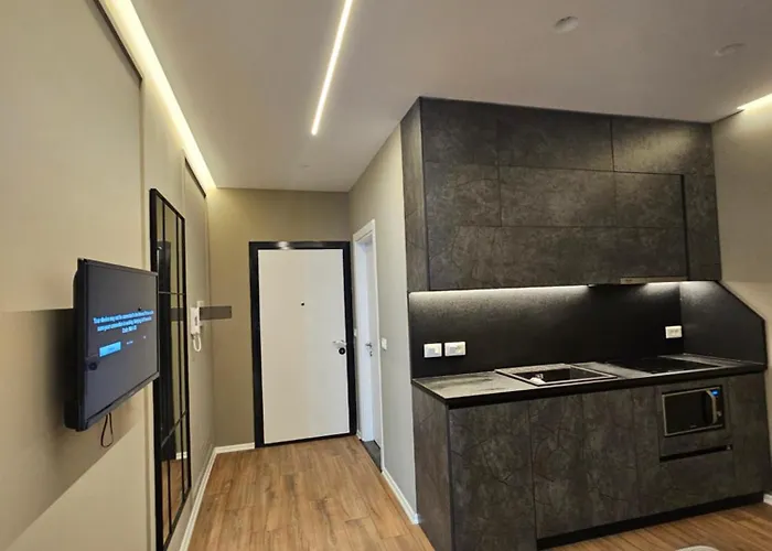 アパート Tirana Kdk Kashari